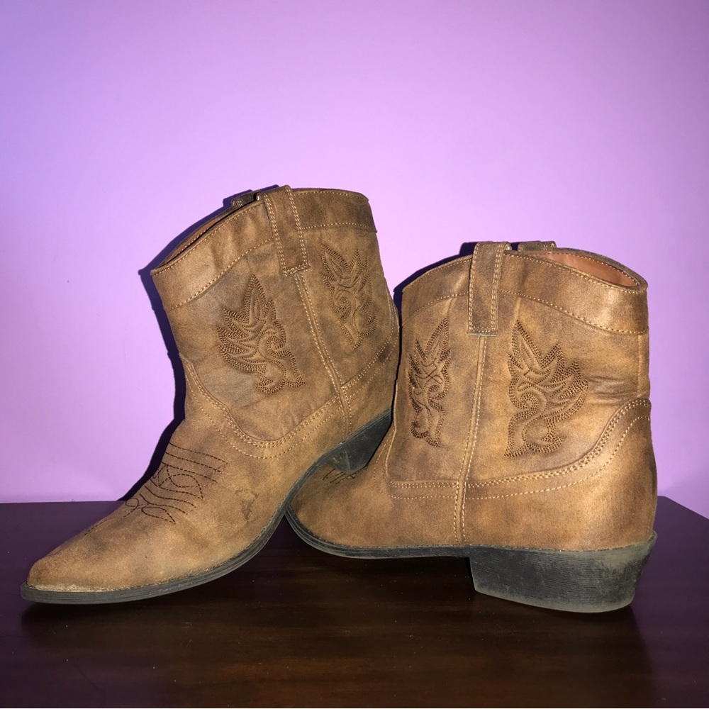 Arizona Jeans Womens Cowboy Boots — SIZE 11